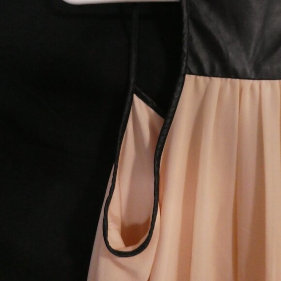 CHARLOTTE RUSSE | large | Elegant Knee Length A-Line Dress - Picture 9 of 14